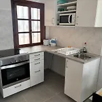 Wdb4 Windsor Danka Apartment